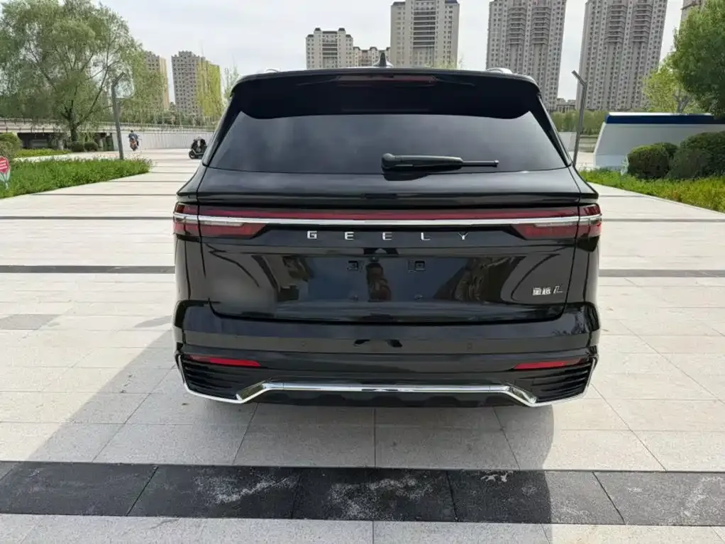 Geely Xingyue L — фото 3