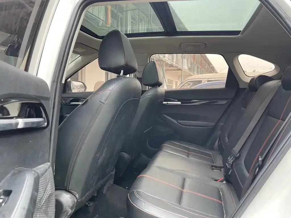 Kia KX3 — фото 9