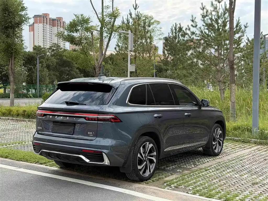 Geely Xingyue L — фото 10