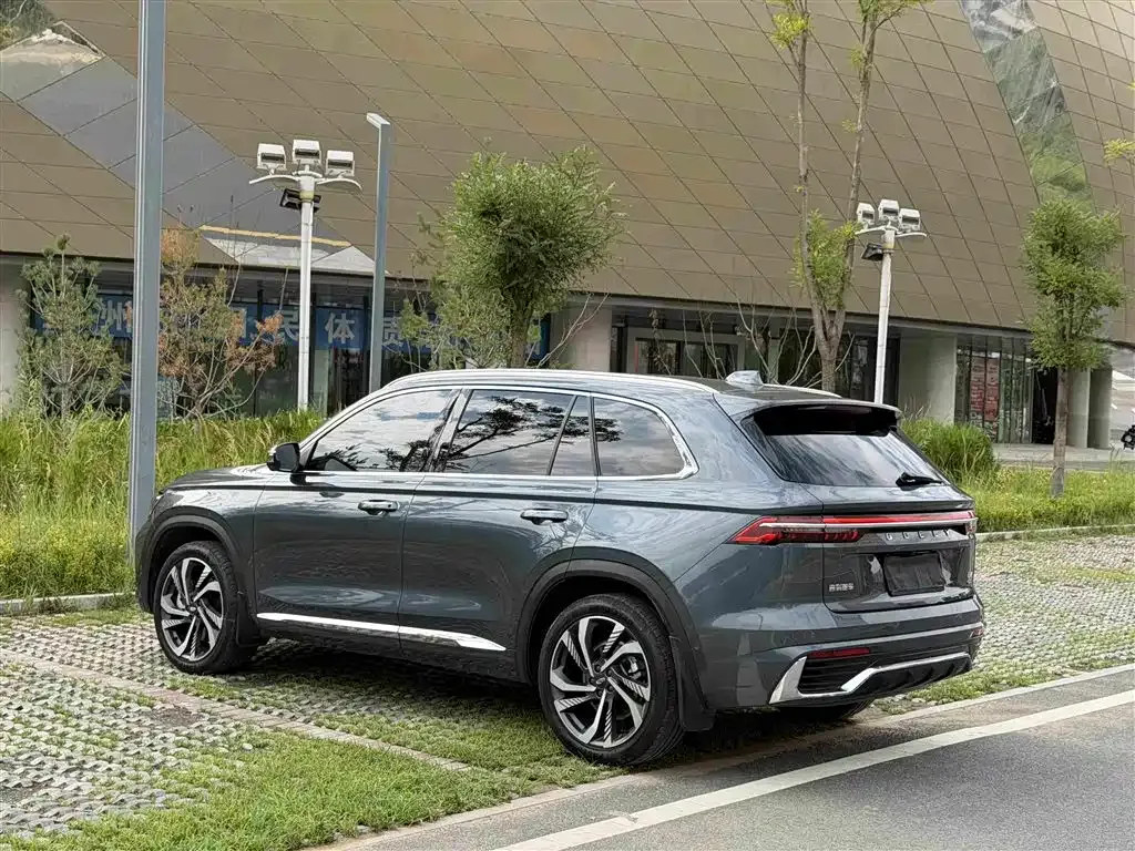 Geely Xingyue L — фото 8