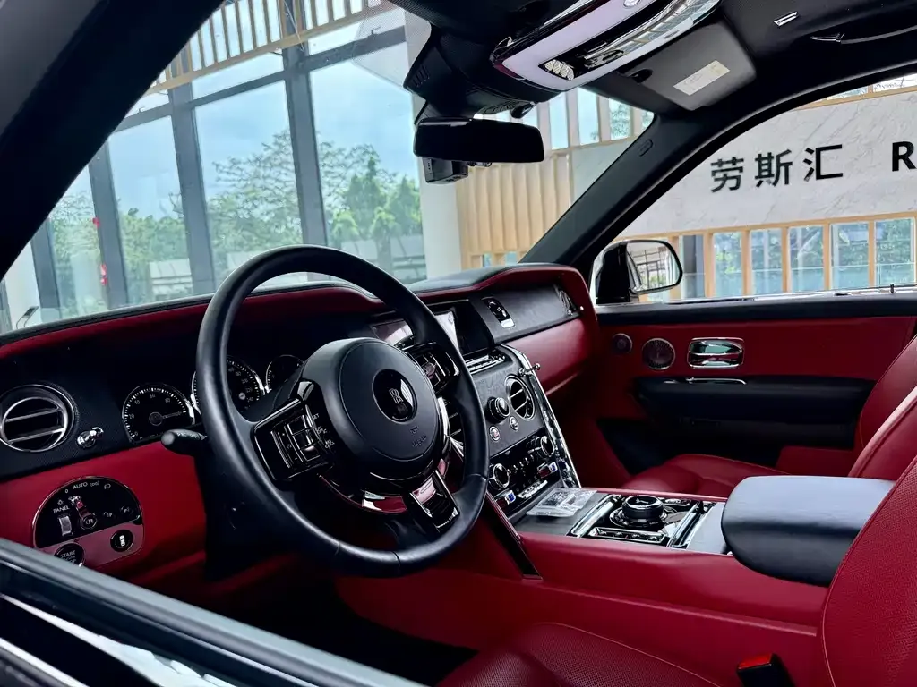 Rolls-Royce Cullinan 2021 из CN, фото 5