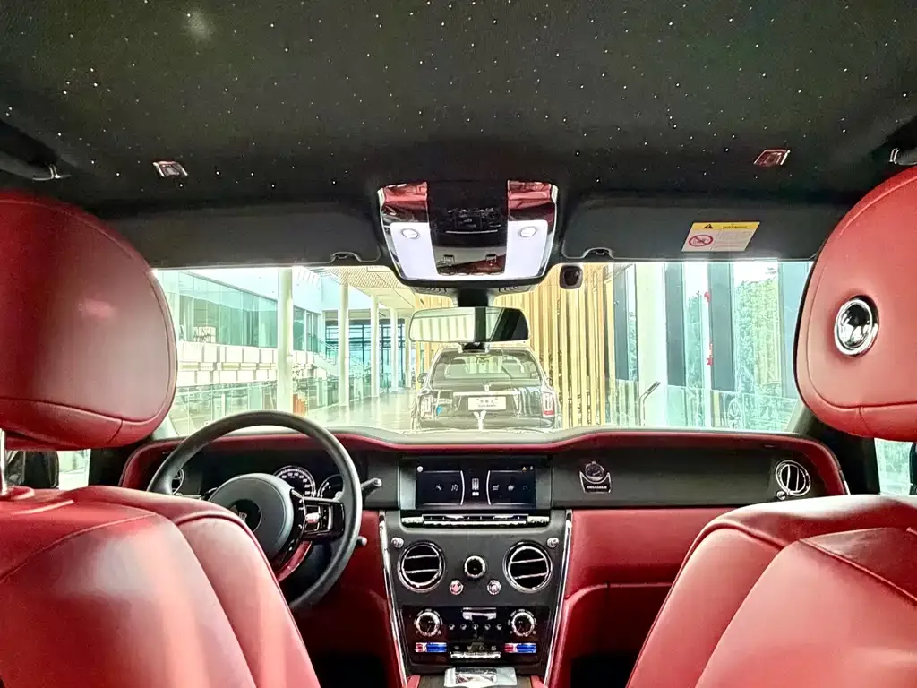 Rolls-Royce Cullinan 2021 из CN, фото 4