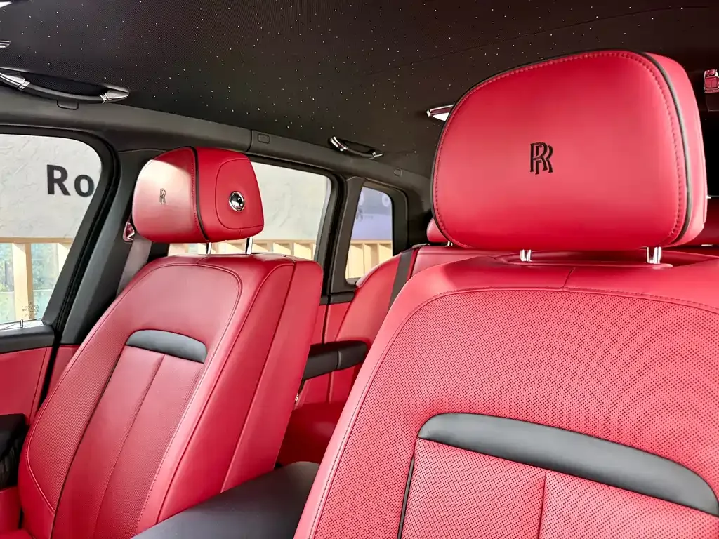 Rolls-Royce Cullinan 2021 из CN, фото 8