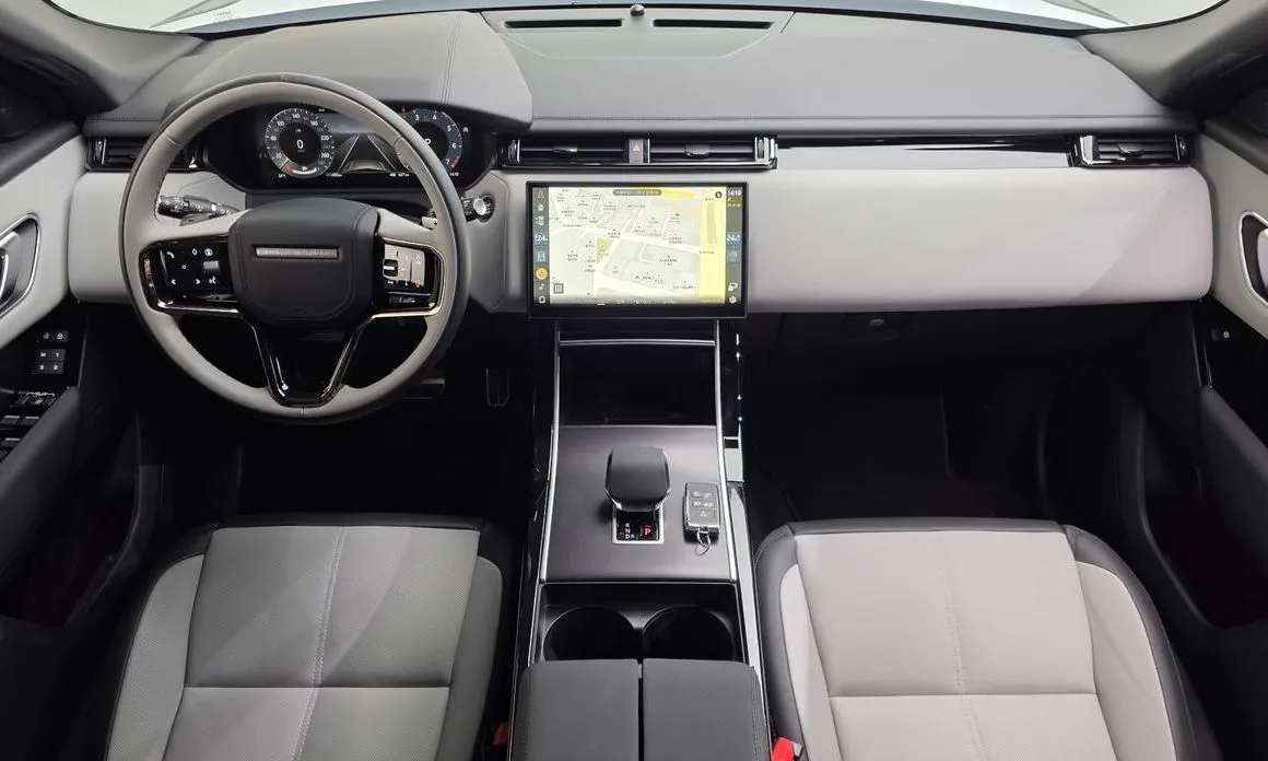 Land Rover Range Rover Velar 2026 из KR, фото 7