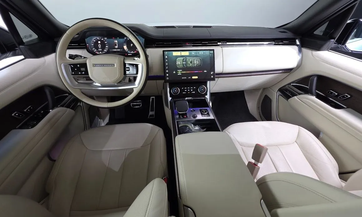 Land Rover Range Rover 2023 из KR, фото 2