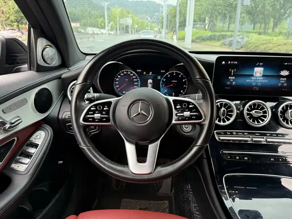 Mercedes-Benz GLC Coupe — фото 10