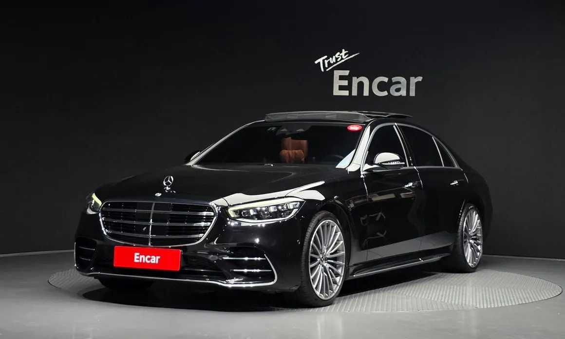 Mercedes-Benz S-Class — фото 1