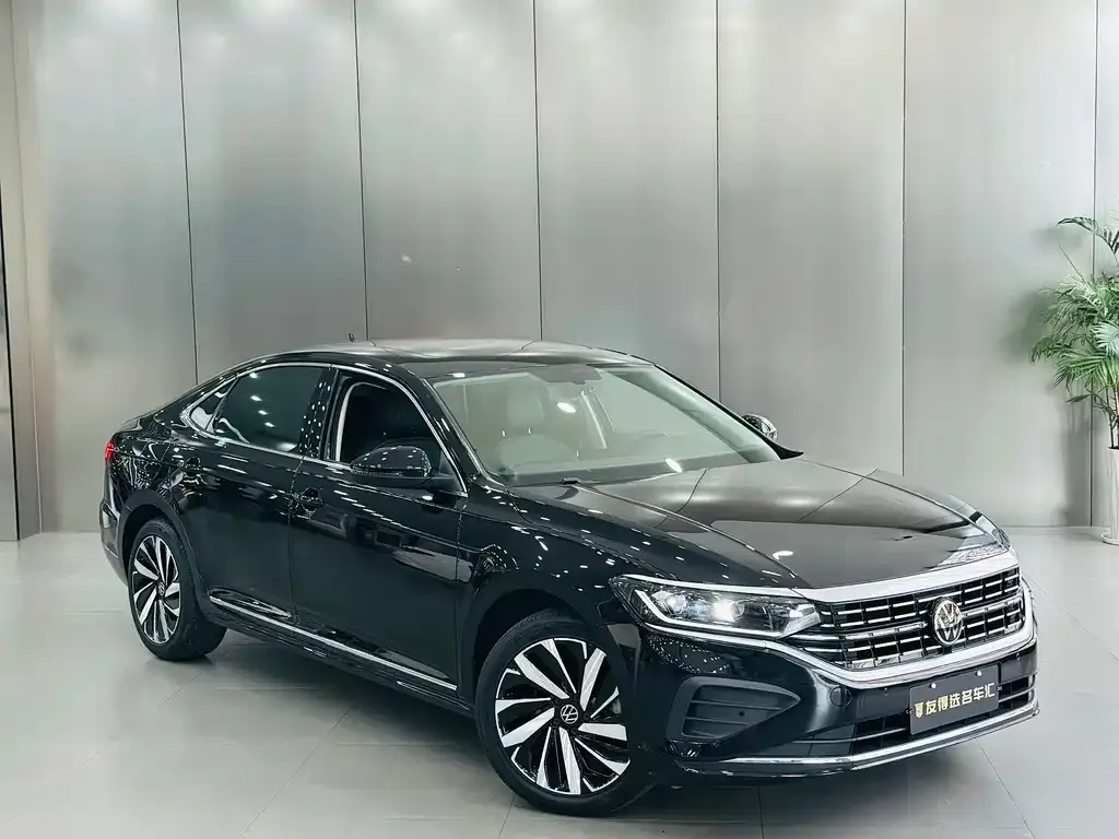Volkswagen Passat — фото 5