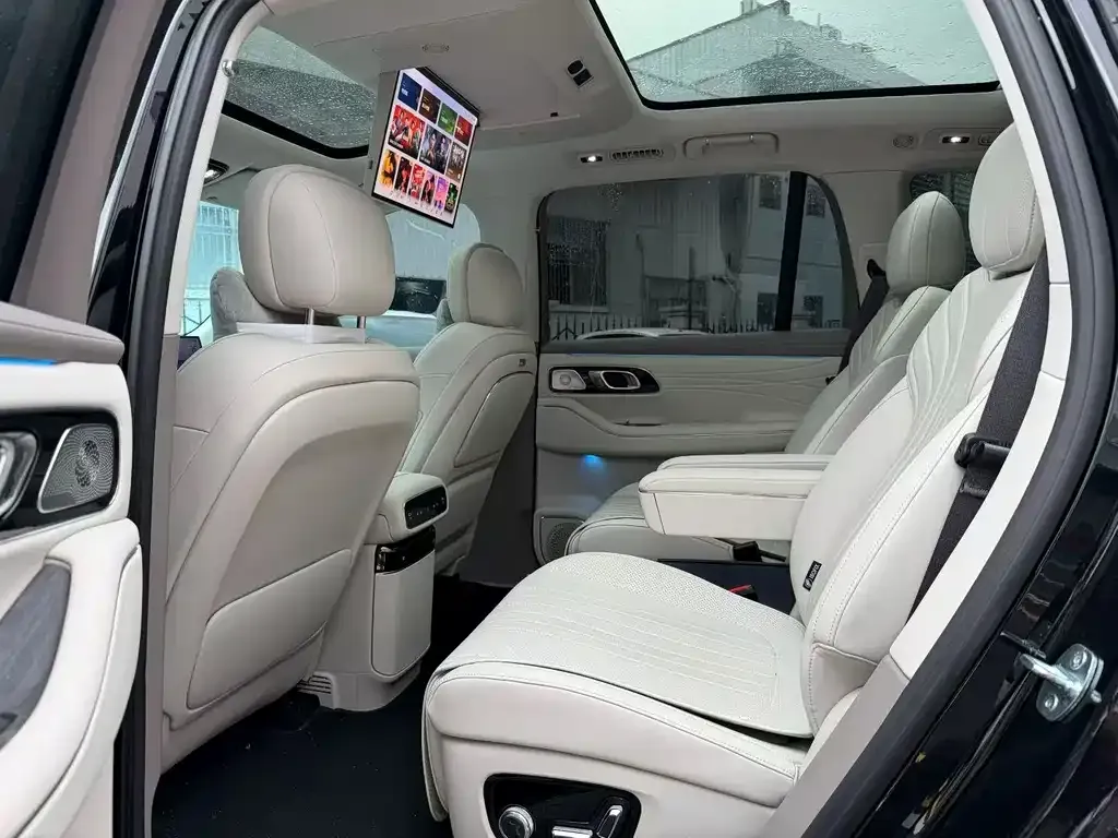 Geely Galaxy M9 — фото 5