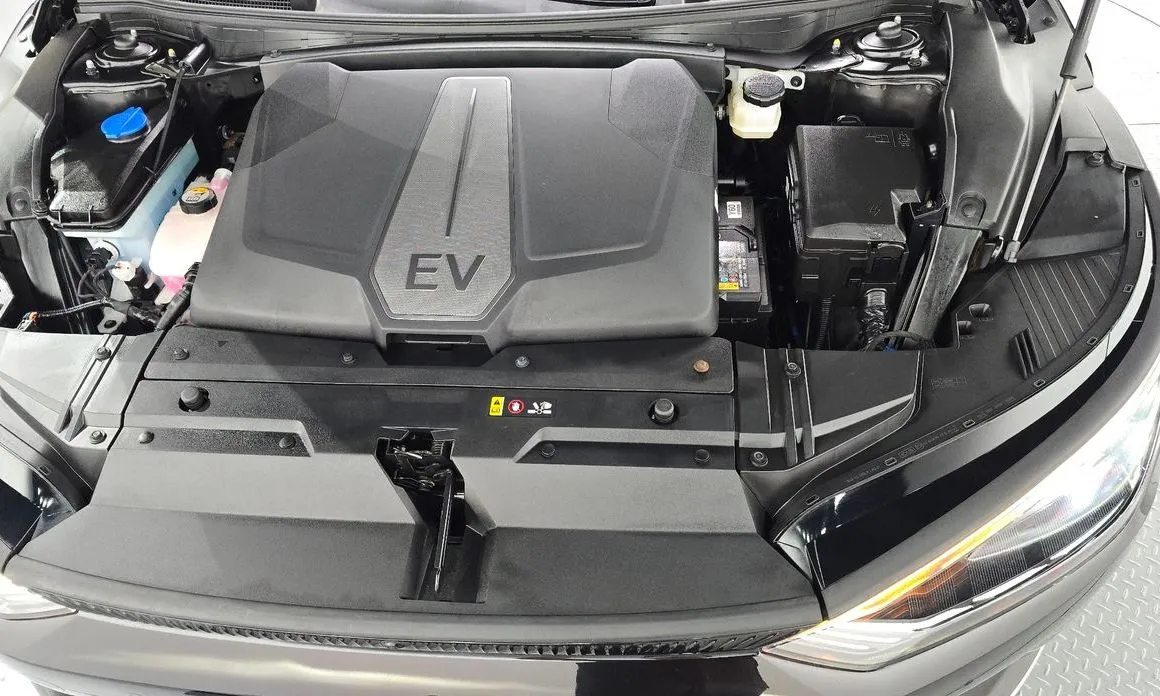 Kia EV6 — фото 10