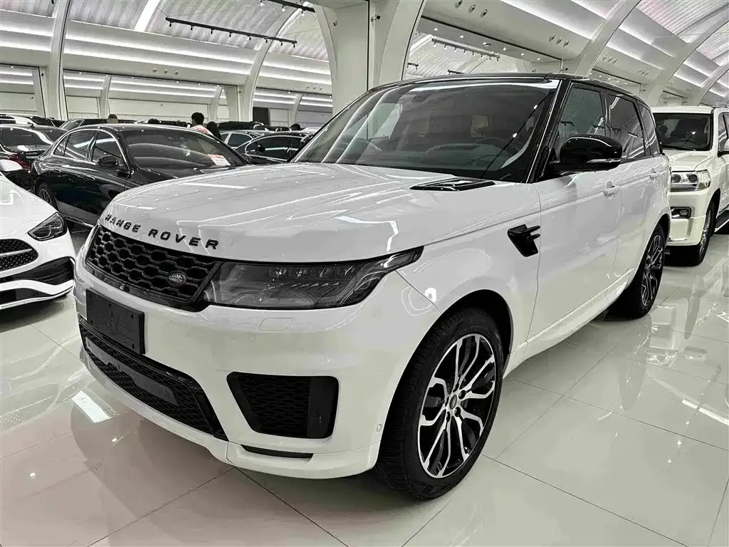 Land Rover Sport — фото 1