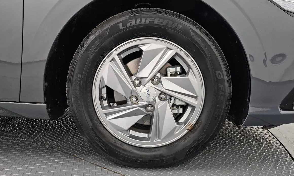 Hyundai AVANTE — фото 4