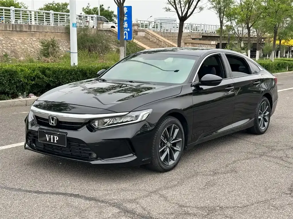Honda Inspire — фото 1