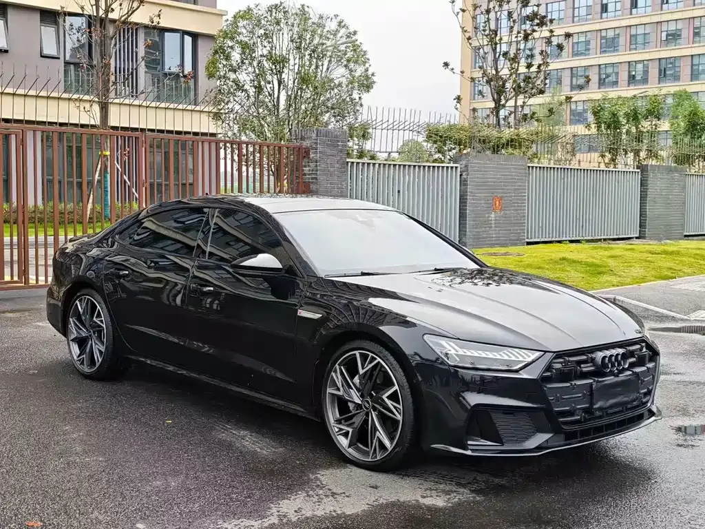 Audi A7L — фото 6