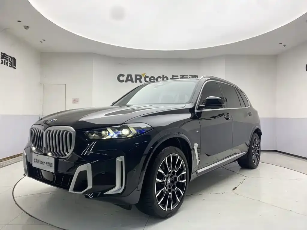 BMW X5 — фото 1
