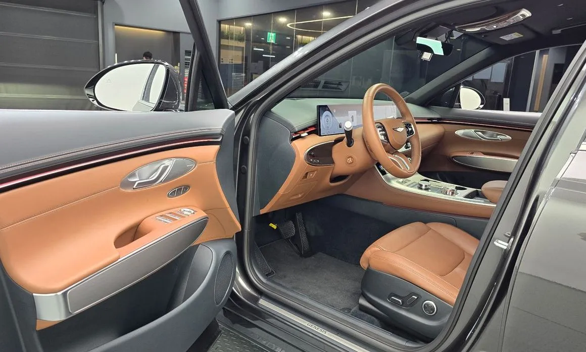 Genesis GV70 — фото 10