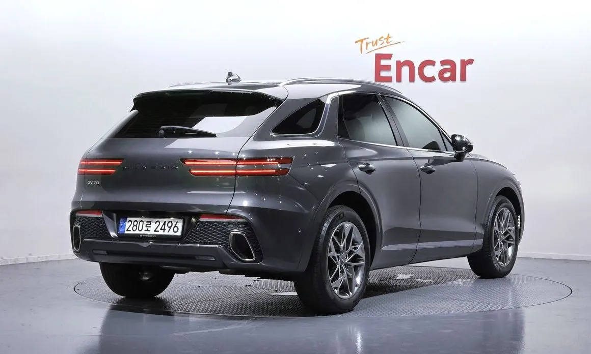 Genesis GV70 — фото 3