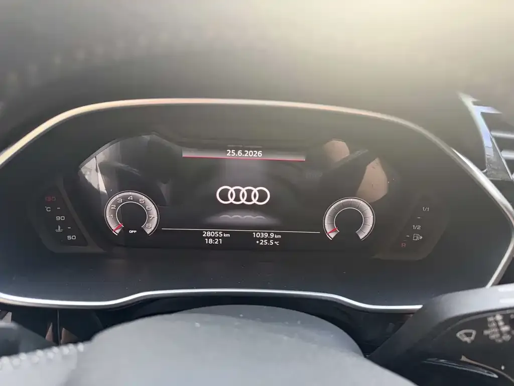 Audi Q3 — фото 2