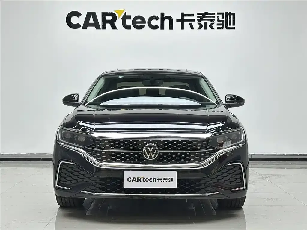 Volkswagen Passat — фото 3