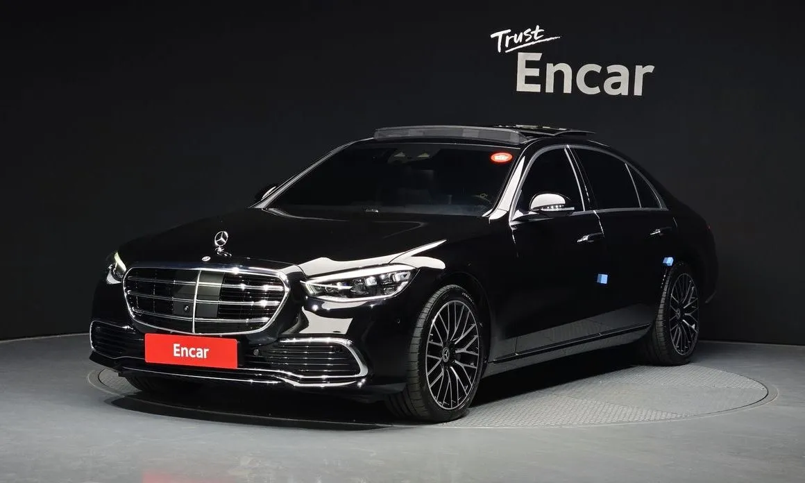 Mercedes-Benz S-Class — фото 1