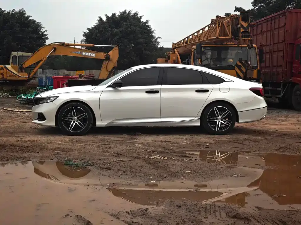 Honda Accord — фото 5