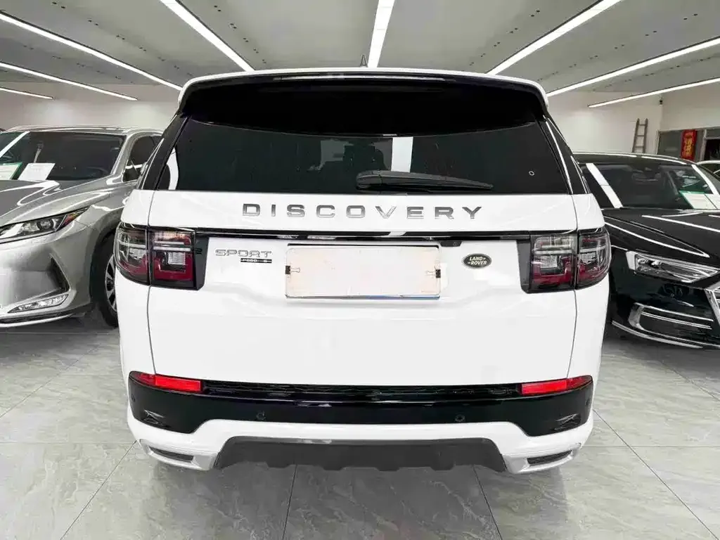 Land Rover Discovery Sport — фото 2