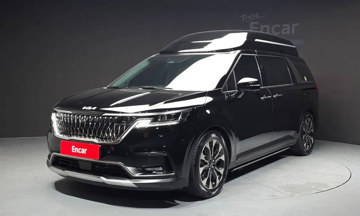 Kia Carnival — фото 1