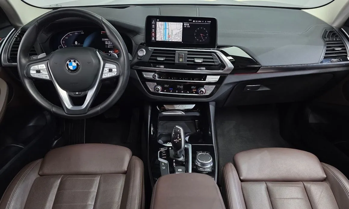 BMW X3 2021 из KR, фото 9