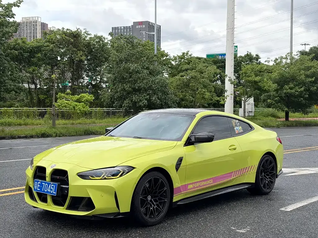 BMW M4 — фото 1