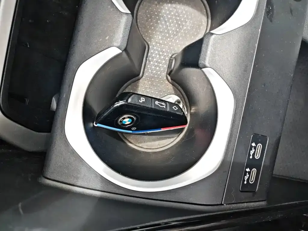 BMW X1 — фото 4