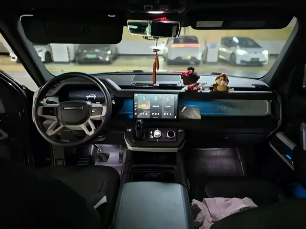 Land Rover Defender — фото 2