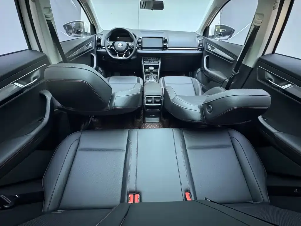 Skoda Karoq — фото 7