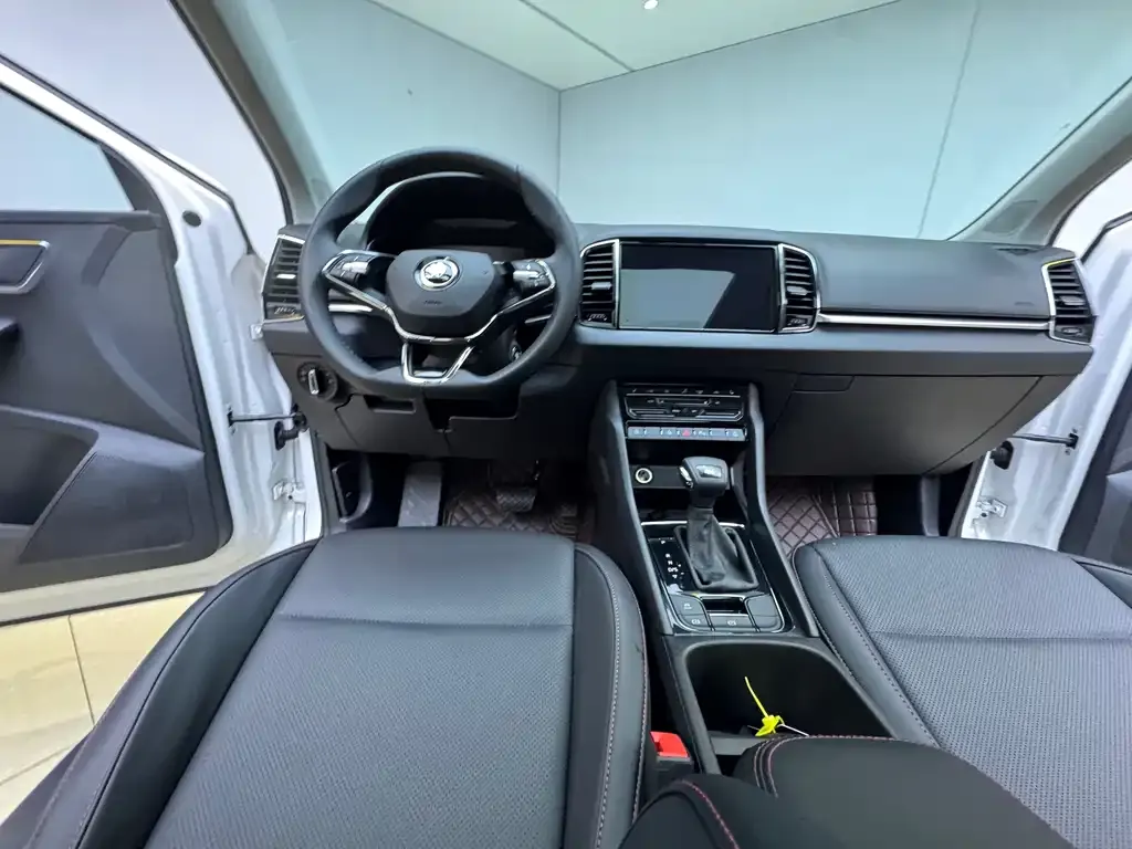 Skoda Karoq — фото 8