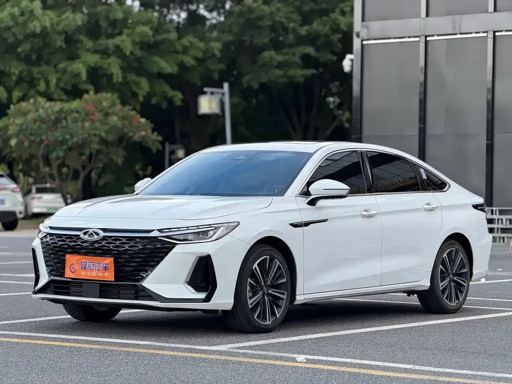 Chery Arrizo 8
