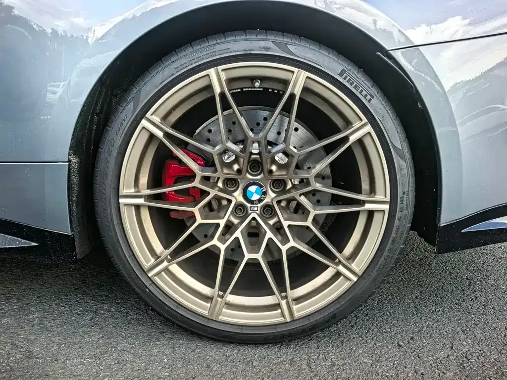 BMW M4 — фото 9