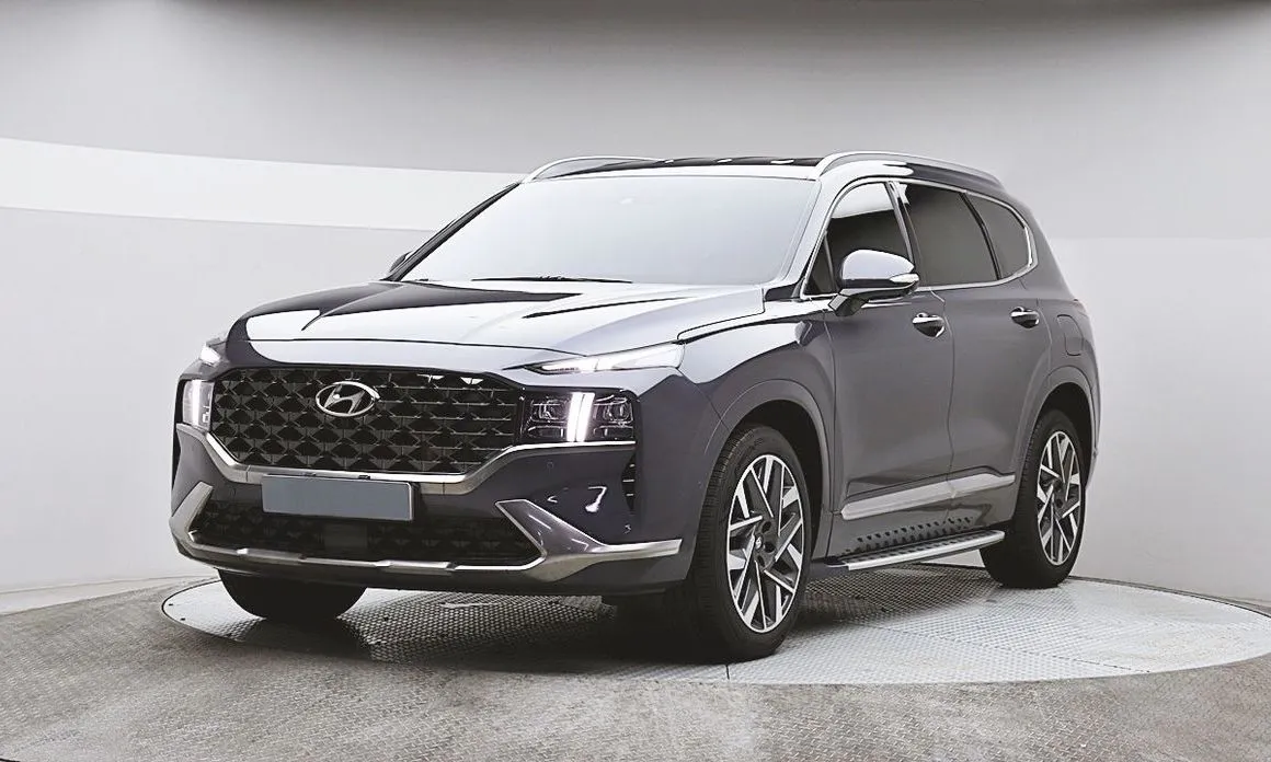 Hyundai Santafe — фото 1