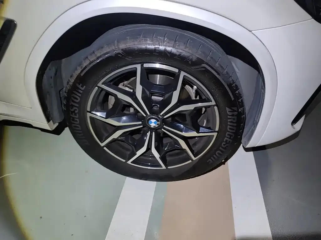 BMW X3 2024 из CN, фото 2