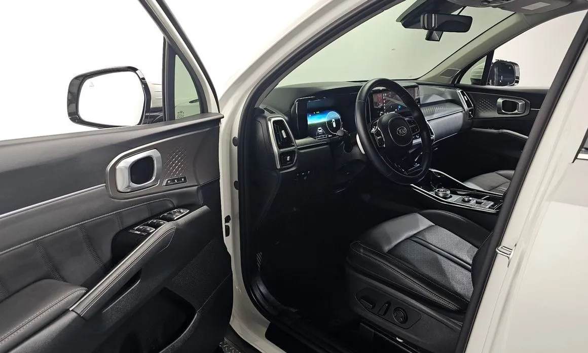 Kia Sorento — фото 6