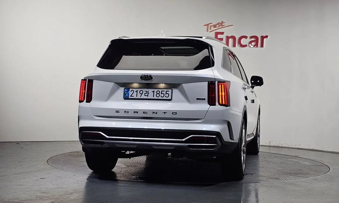 Kia Sorento — фото 3