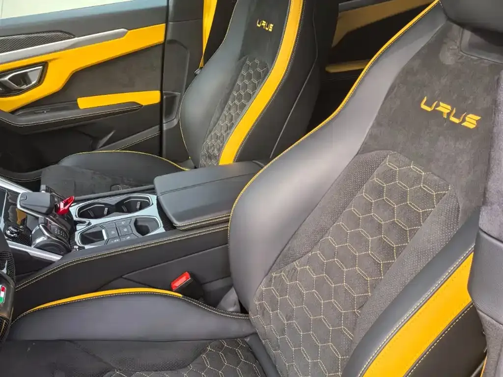 Lamborghini Urus 2022 из CN, фото 7