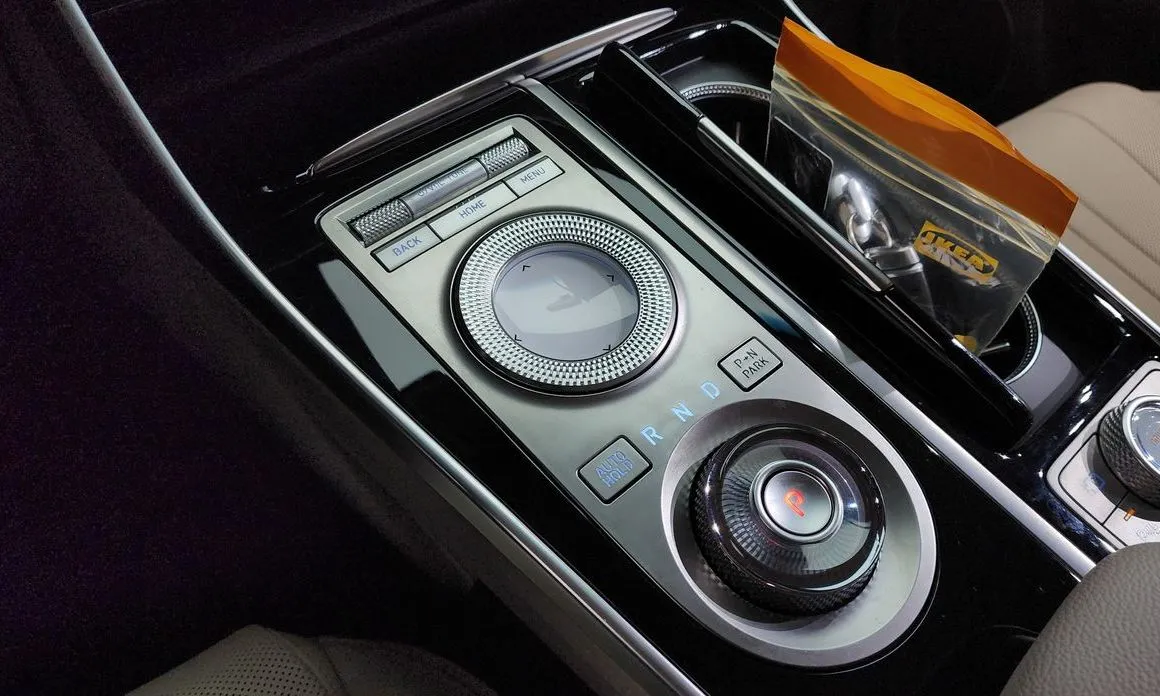 Genesis GV80 — фото 10