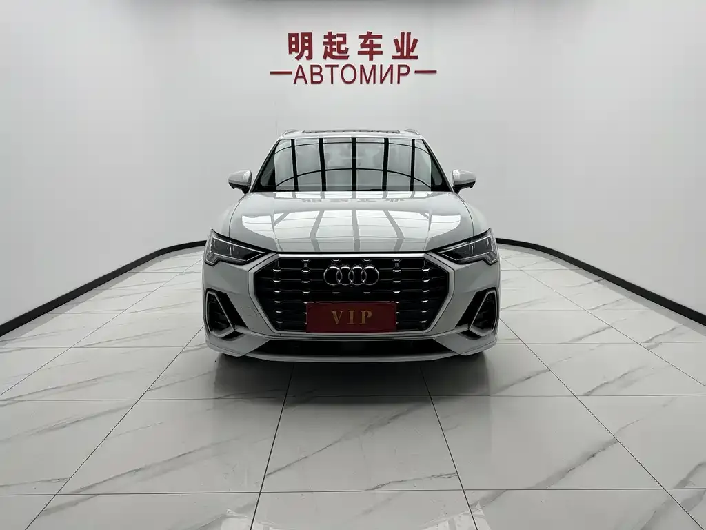 Audi Q3 — фото 3