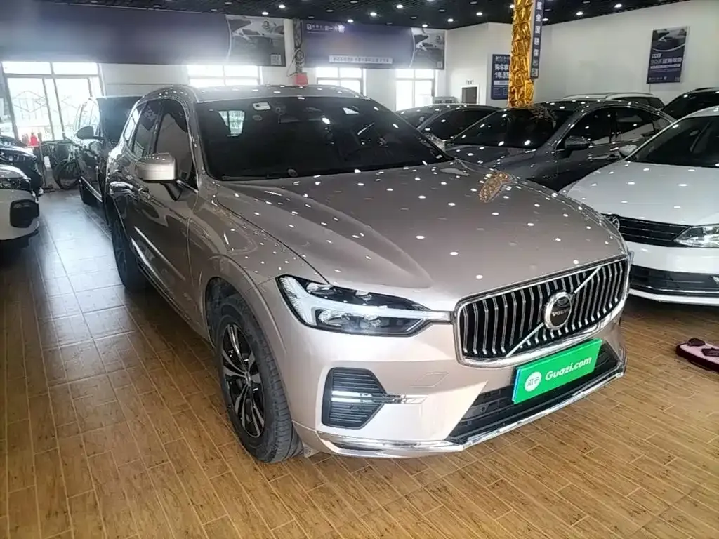 Volvo XC60 2024 из CN, фото 3
