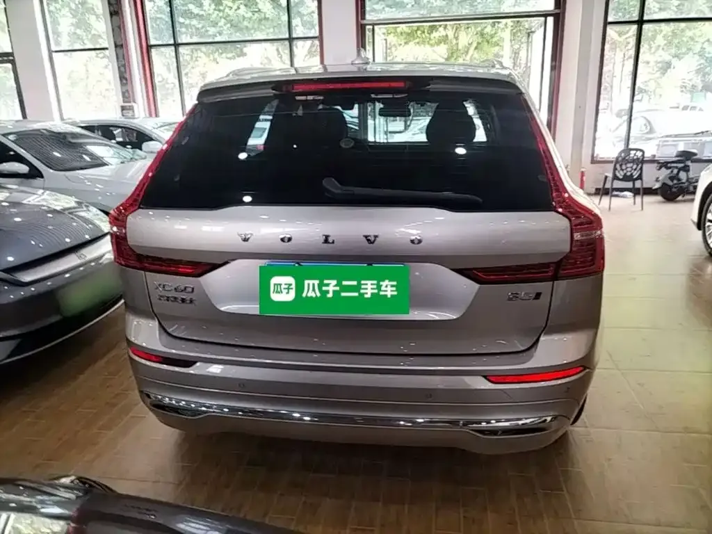 Volvo XC60 2024 из CN, фото 9