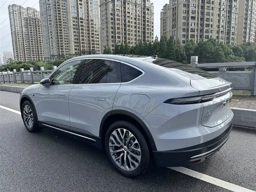 NIO EC6 — фото 8