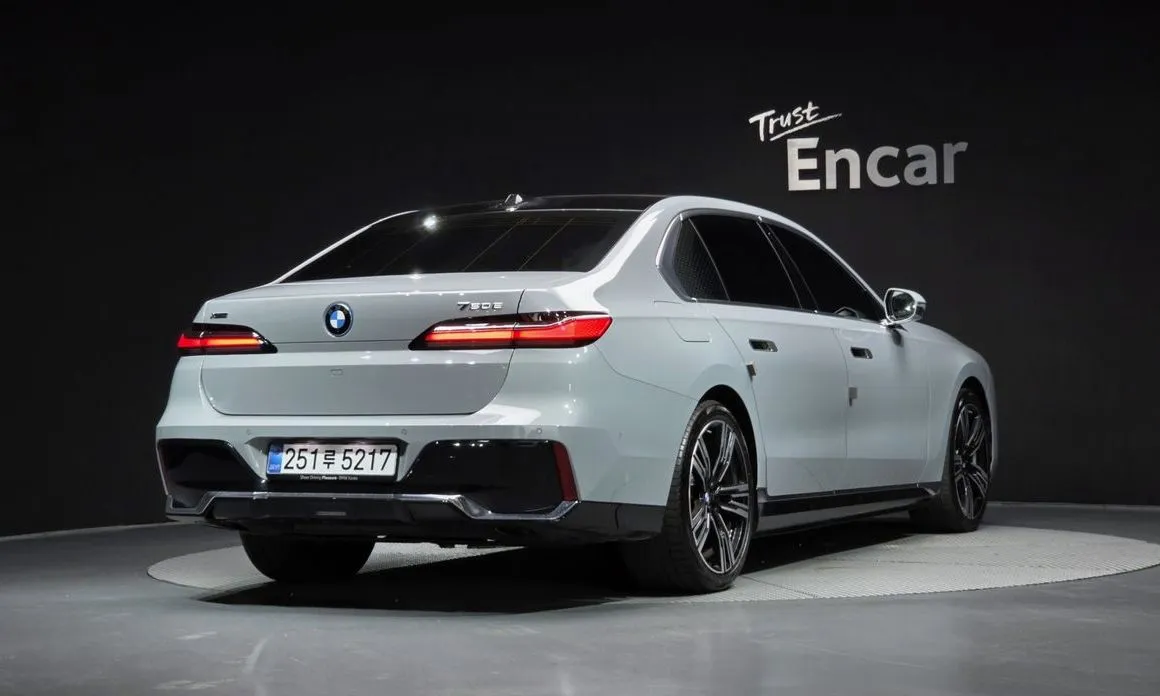 BMW 7-Series 2026 из KR, фото 5