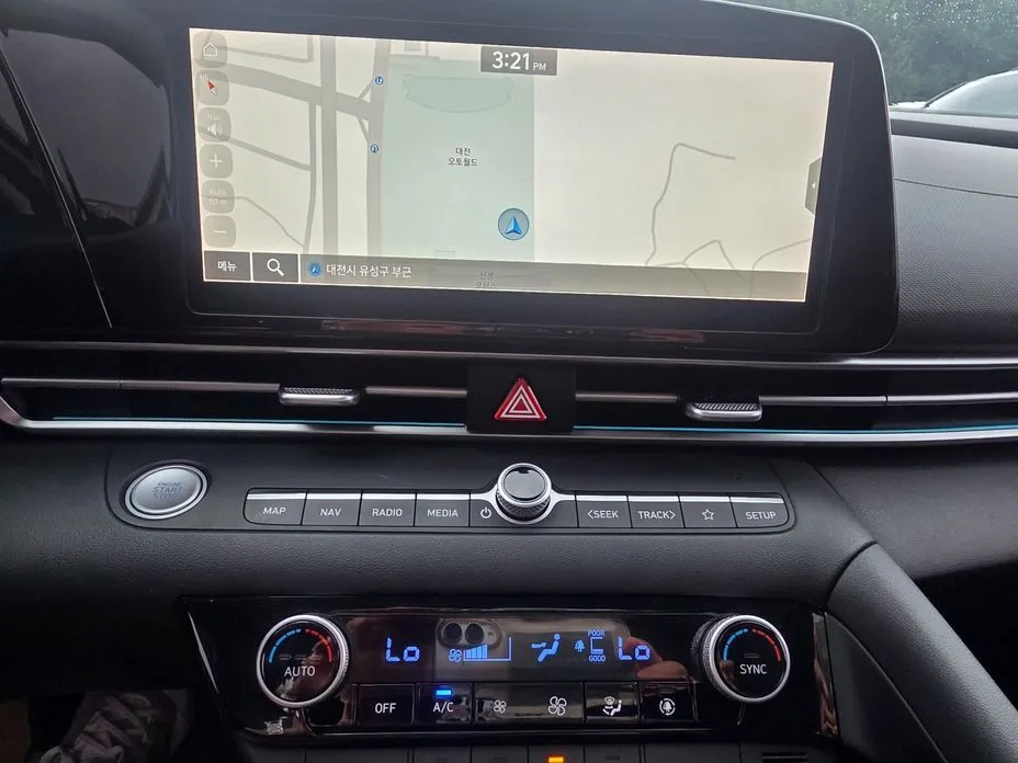 Hyundai AVANTE — фото 3