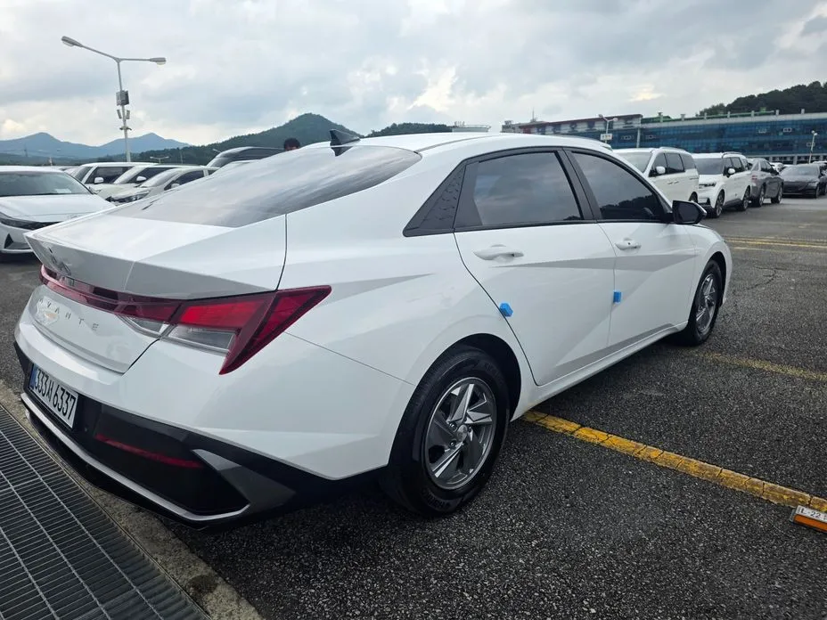 Hyundai AVANTE — фото 5
