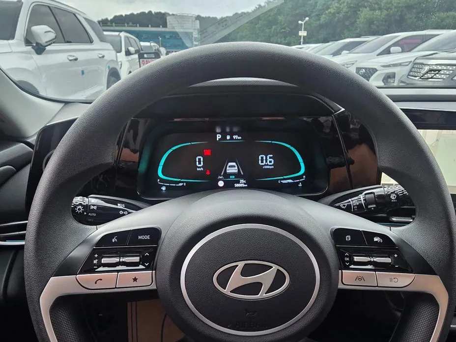 Hyundai AVANTE — фото 7