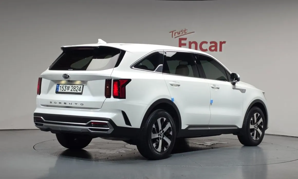 Kia Sorento — фото 4